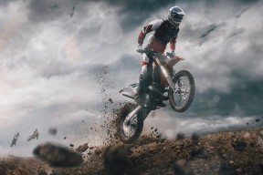爱游戏体育-一念之差，王座易主，Ning关键节点败北，SKT带队取胜！